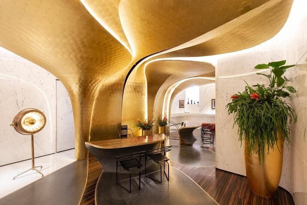 Готель Hotel Romeo Roma 5*