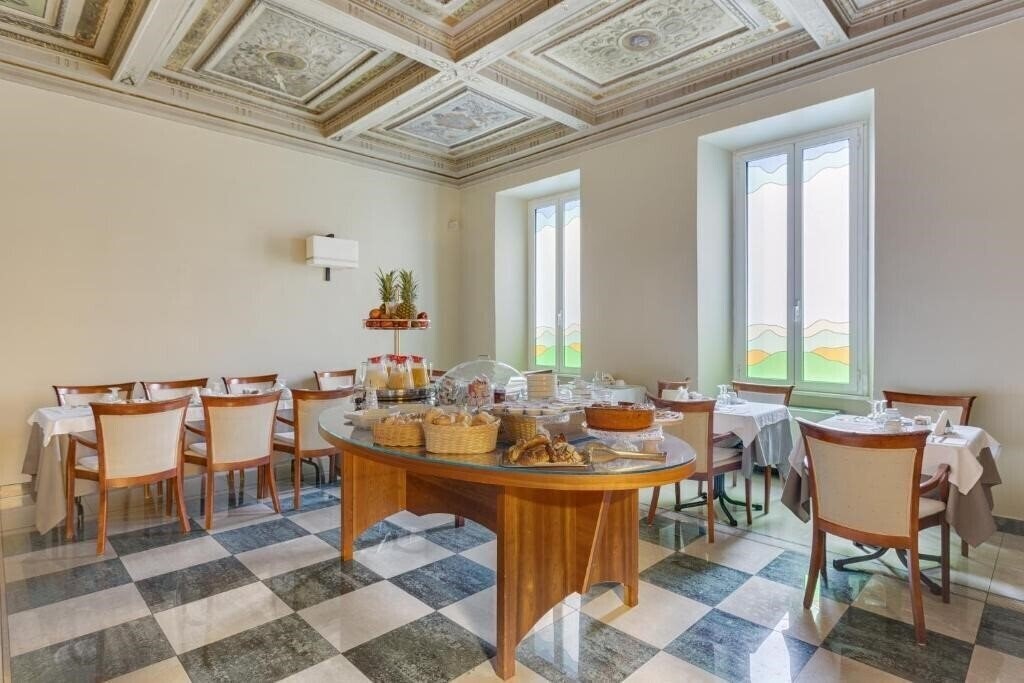 Фотографія Hotel Aberdeen 3*