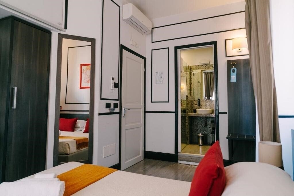 Фотографія Royal Suites du Vatican 4*