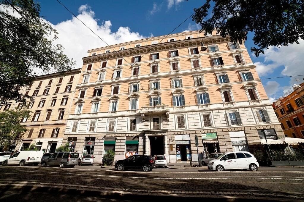 Отель Roman Holidays nel Cuore dell'Impero 3*