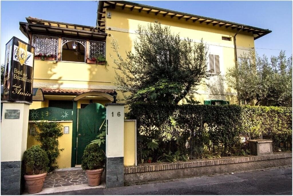 Готель B&B Degli Amici 3*
