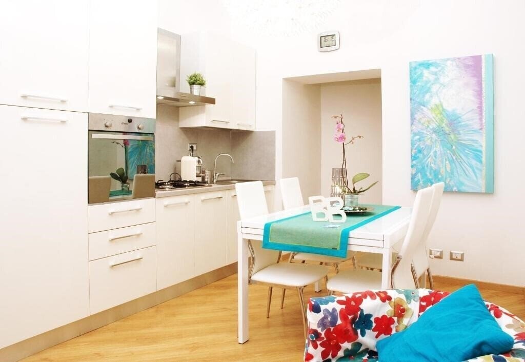 Изображение Bye Bye Roma Pantheon Suite 3*