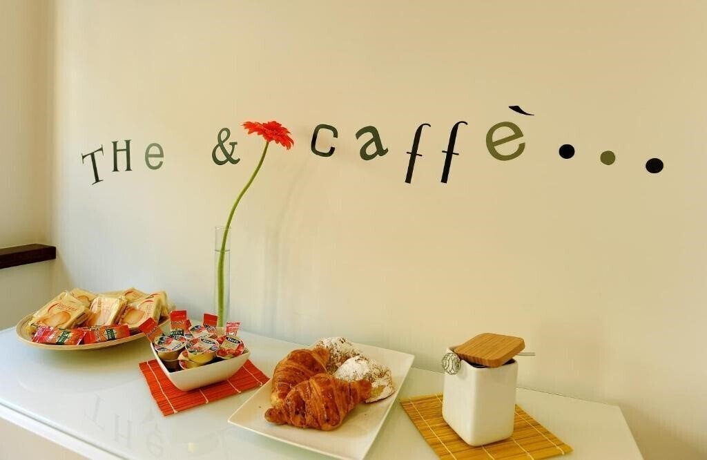 Готель Honey Rooms 3*
