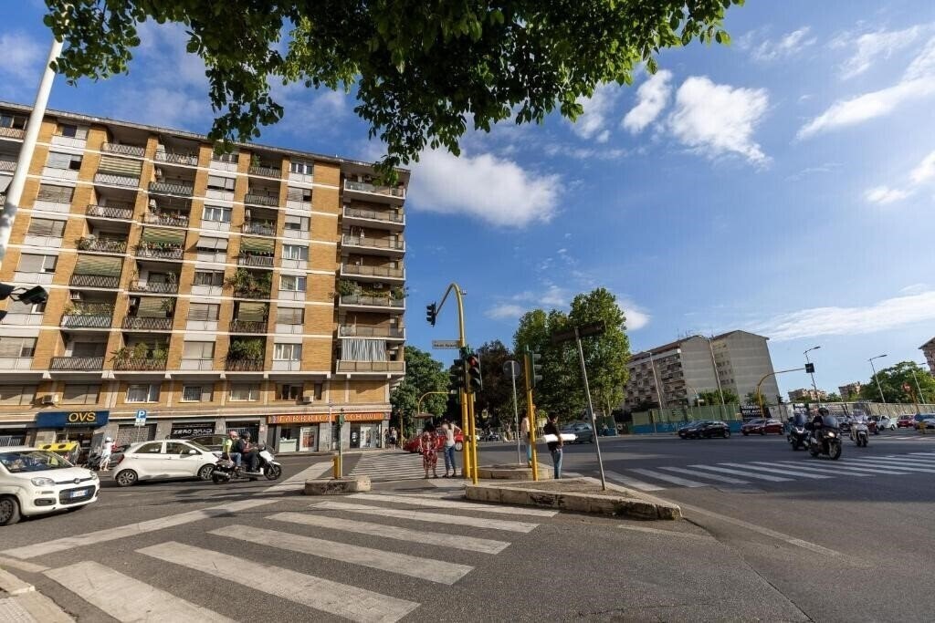Зображення Radio Hotel 2*