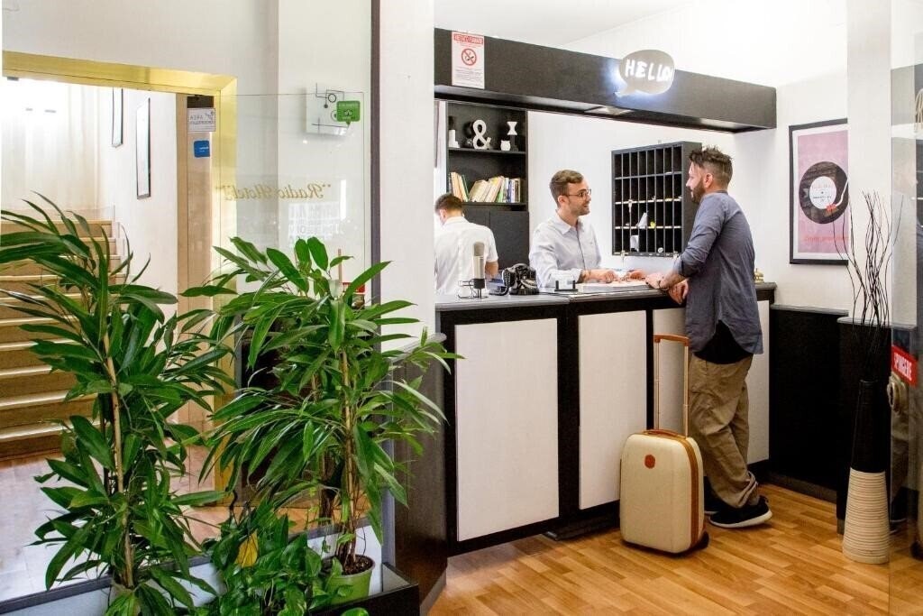 Картинка Radio Hotel 2*