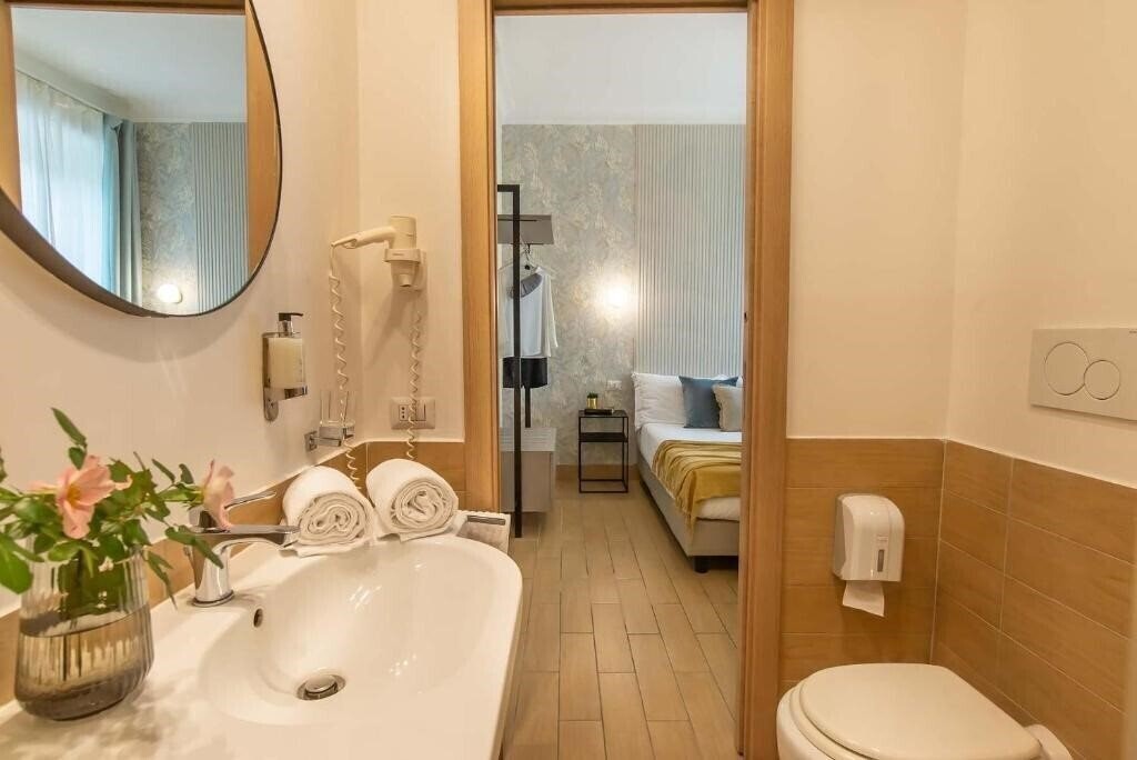 Фотография 94Rooms Vatican Guesthouse Vigliena 3*