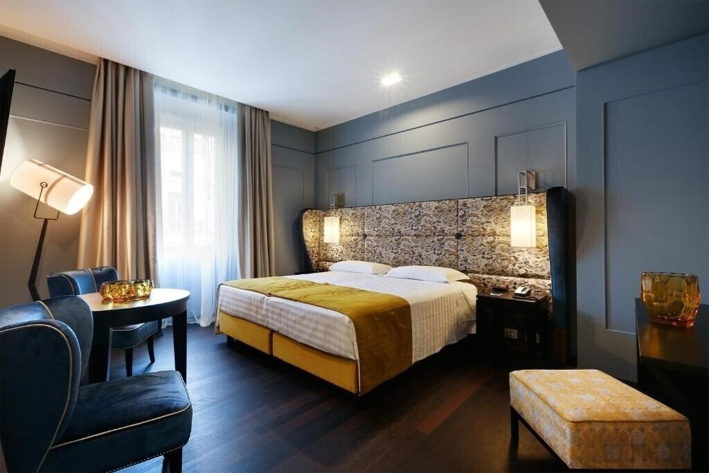 Фото Stendhal Luxury Suites 4*