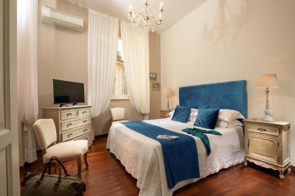 Готель Avignonesi Suites 3*