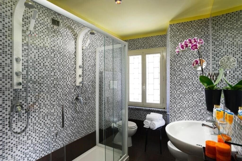 Фотографія Hotel Tuscolana 3*