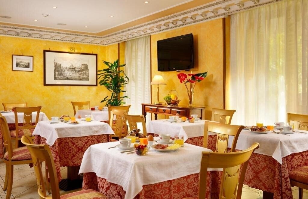 Картинка Hotel Tuscolana 3*