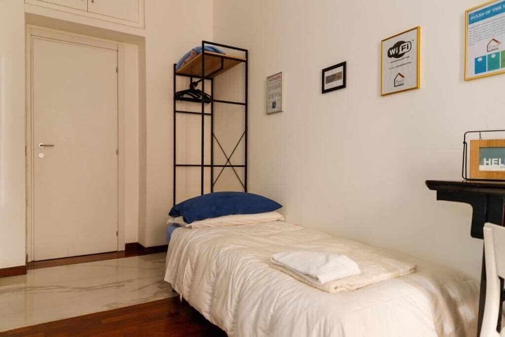 Картинка Emis Guest House 3*