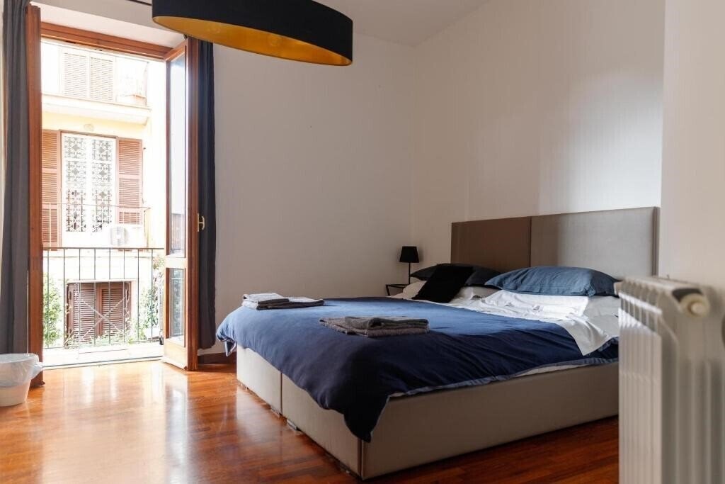 Отель Emis Guest House 3*