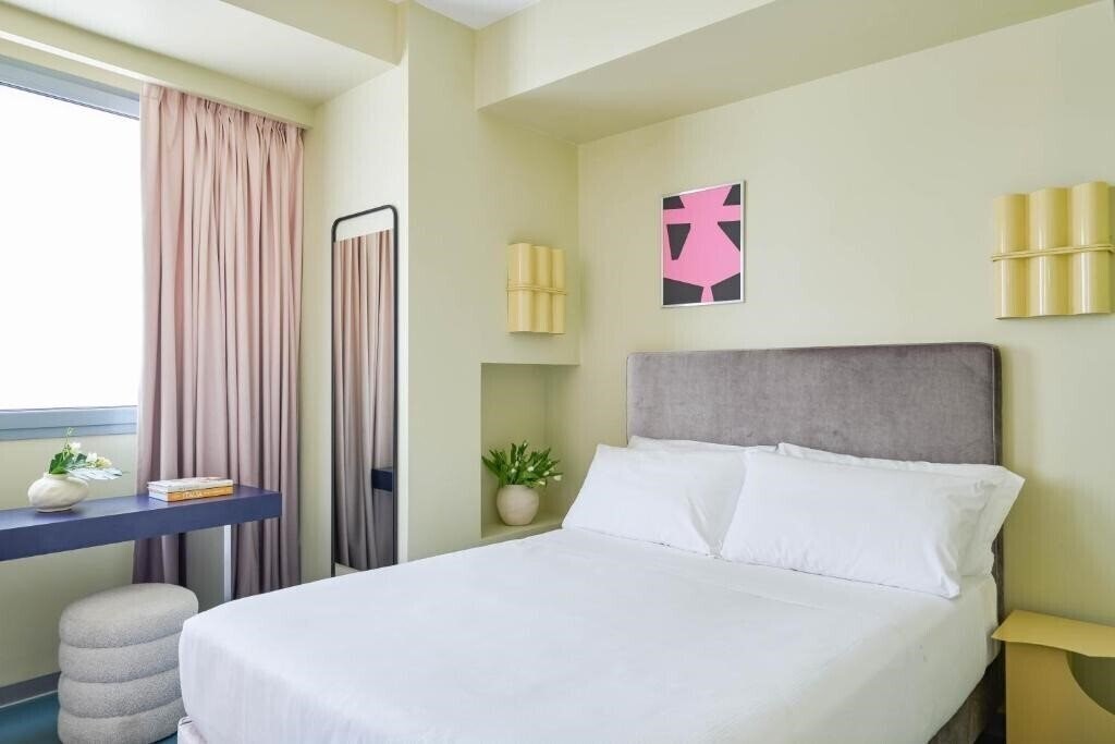 Готель Moderno Hotel Roma 4*