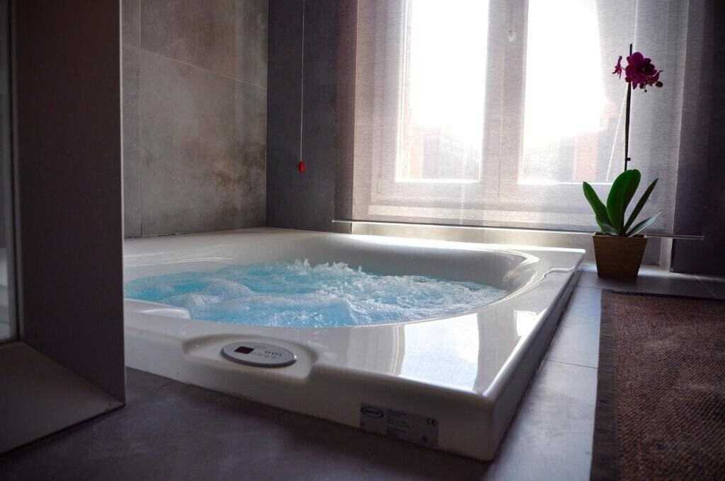 Фотография Place 24 Suites & Wellness 3*