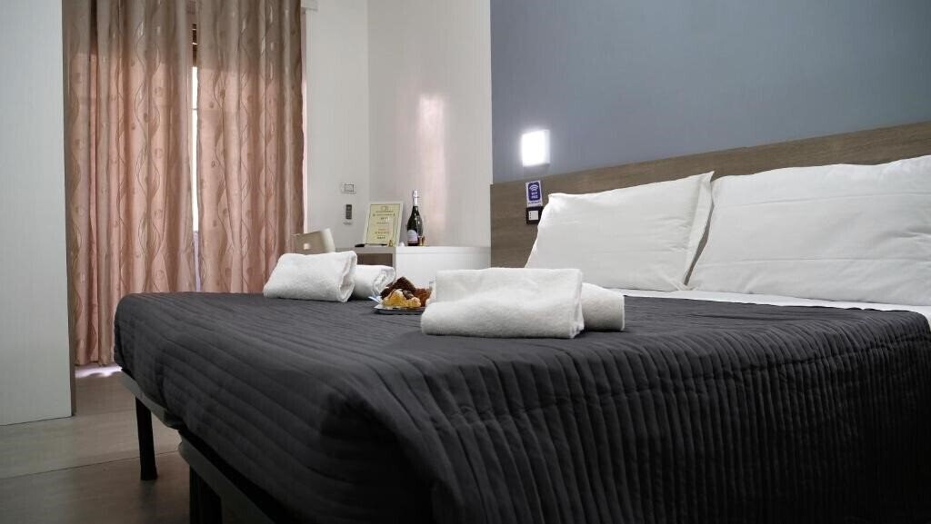 Фотография Tiburtina Royal Suites 3*