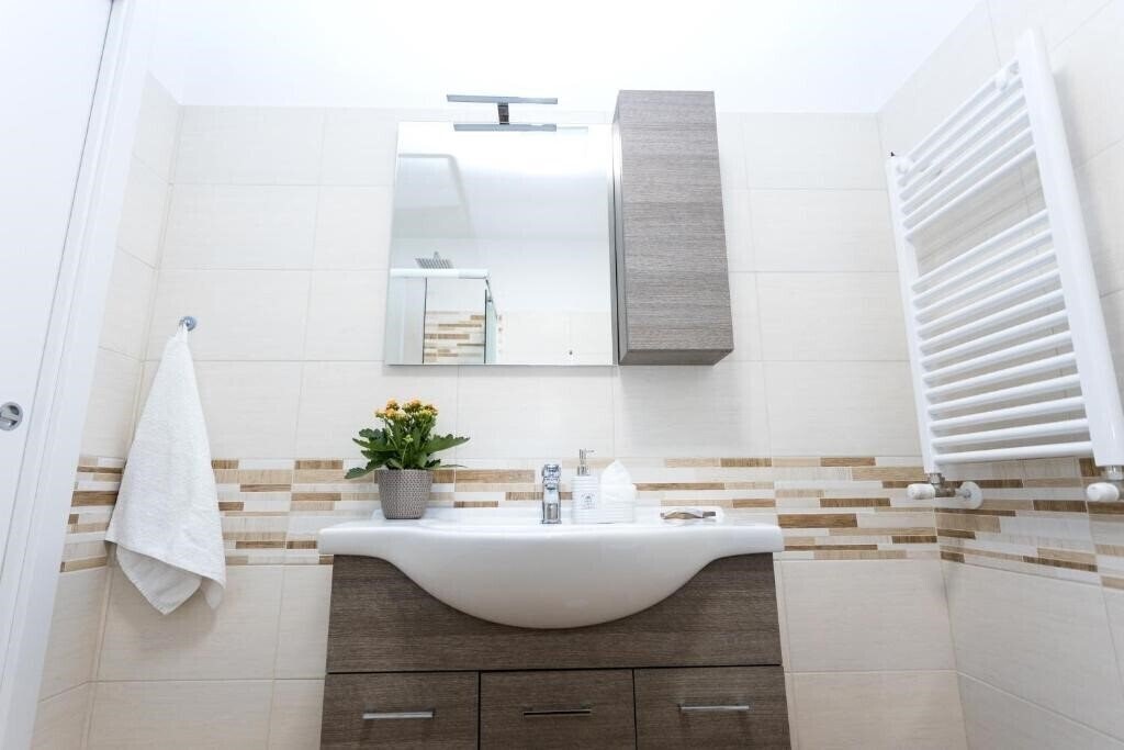 Фотографія Dreaming In Rome - Vittorio Veneto Guest House 3*