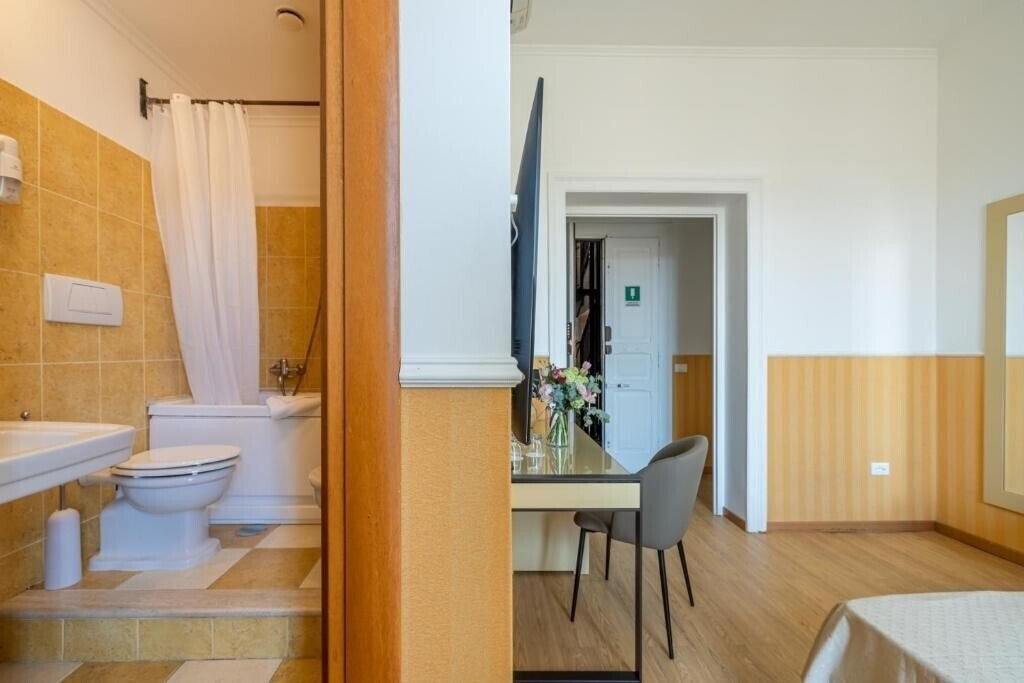 Фотография La Maison Royale 3*