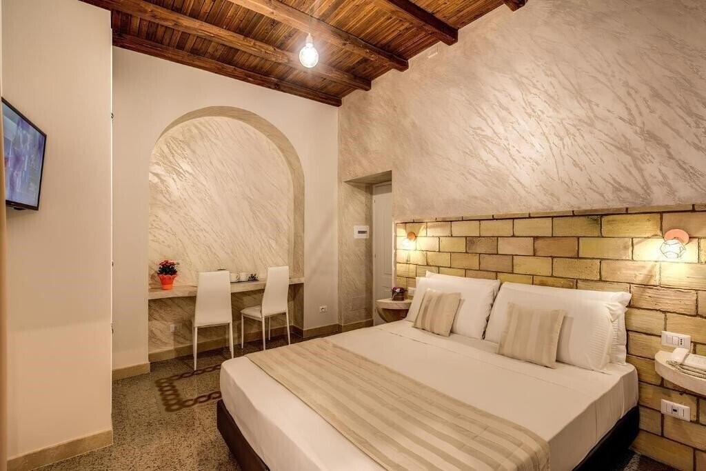 Фото Colosseo Accomodation Room Guest House 3*