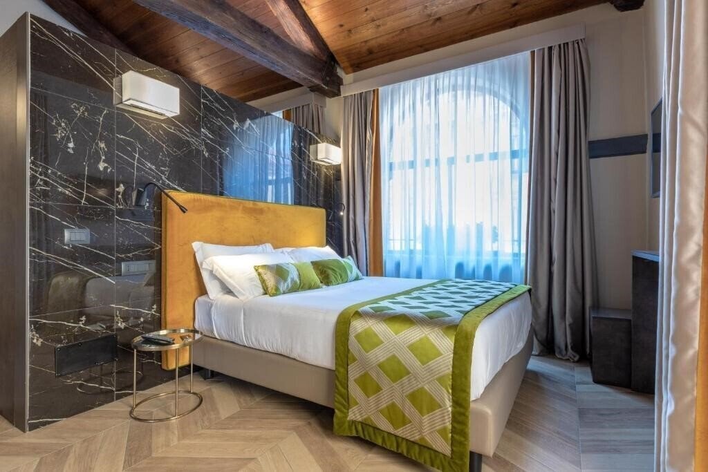 Фото Neman Maison Experience I Pantheon 4*