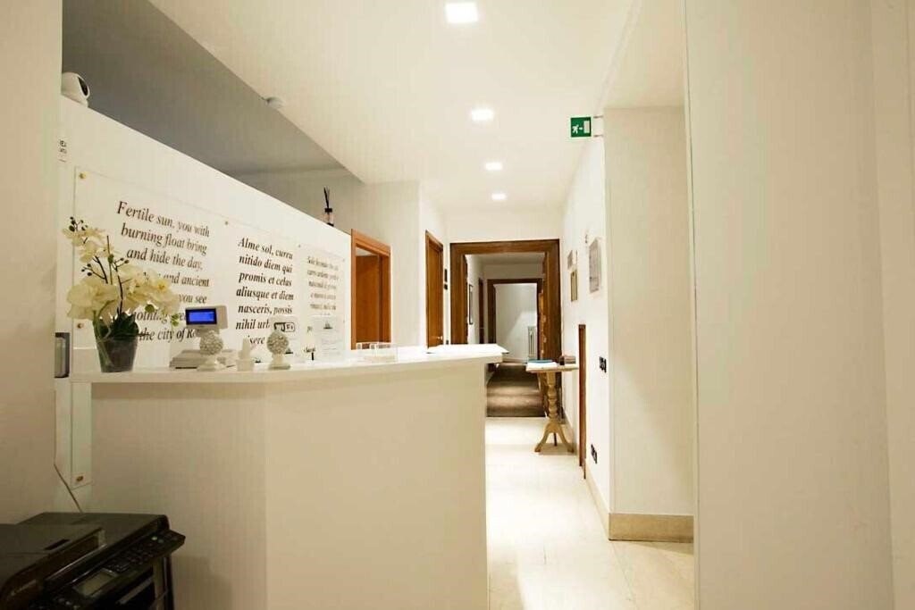 Картинка St. Peter Six Rooms & Suites 3*