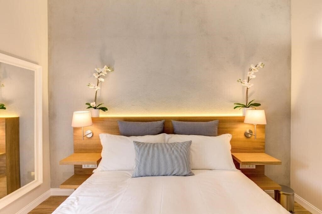 Фото The Spanish Suite Campo de Fiori 3*