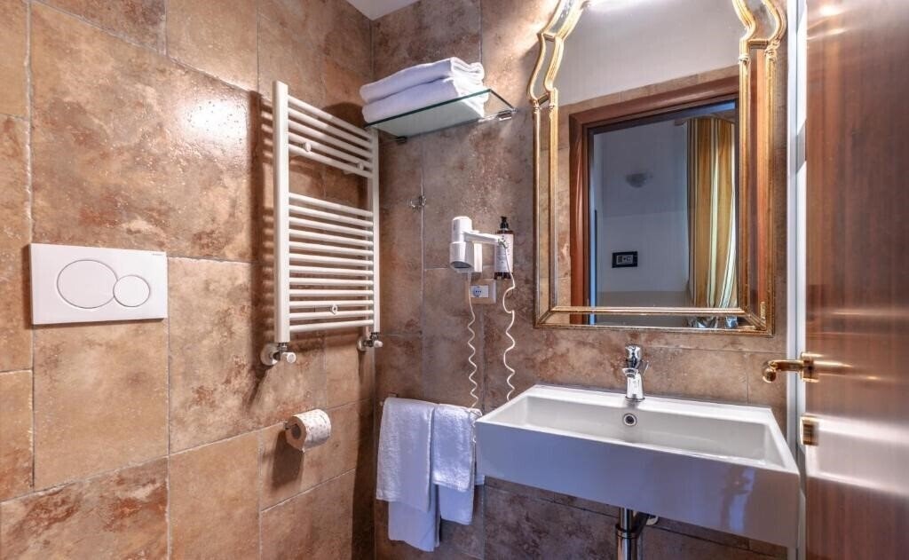 Картинка Hotel Le Clarisse al Pantheon 3*