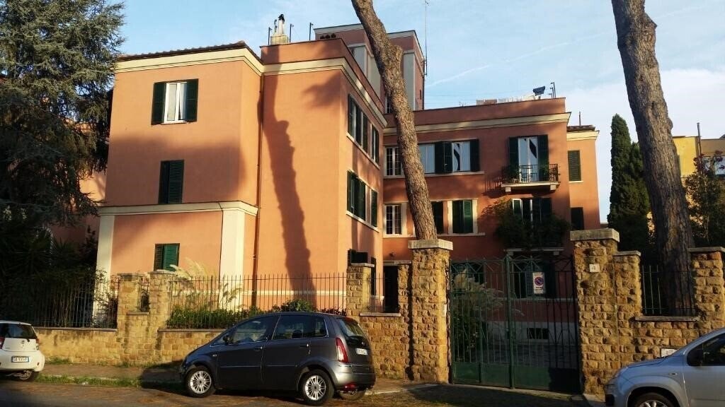 Отель Vecchia Roma Resort 3*