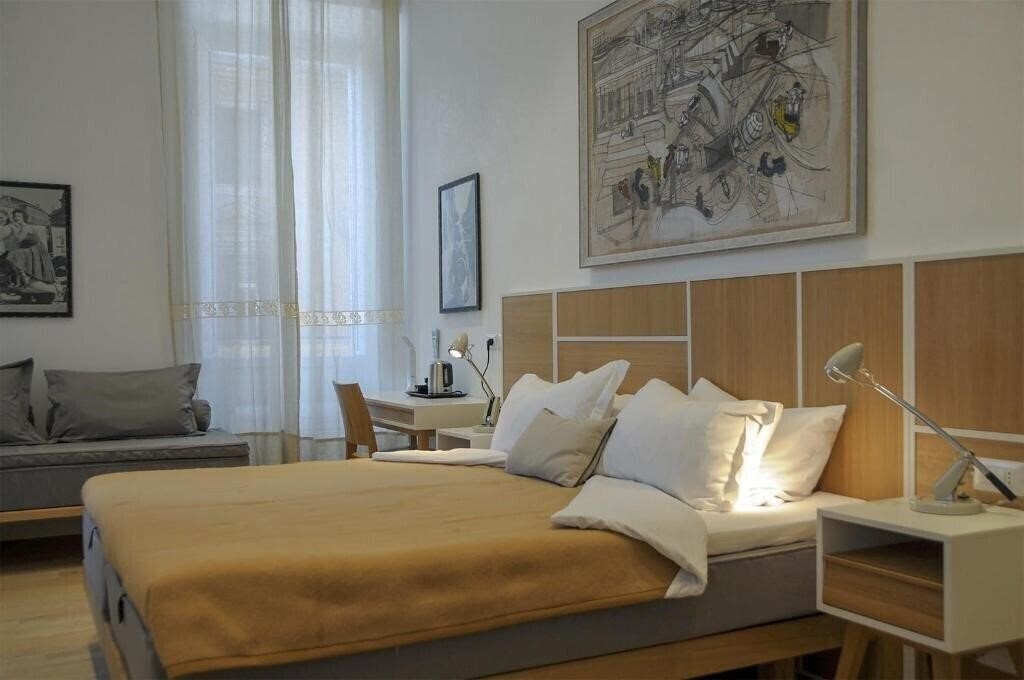 Готель Roma Vespahouse 3*