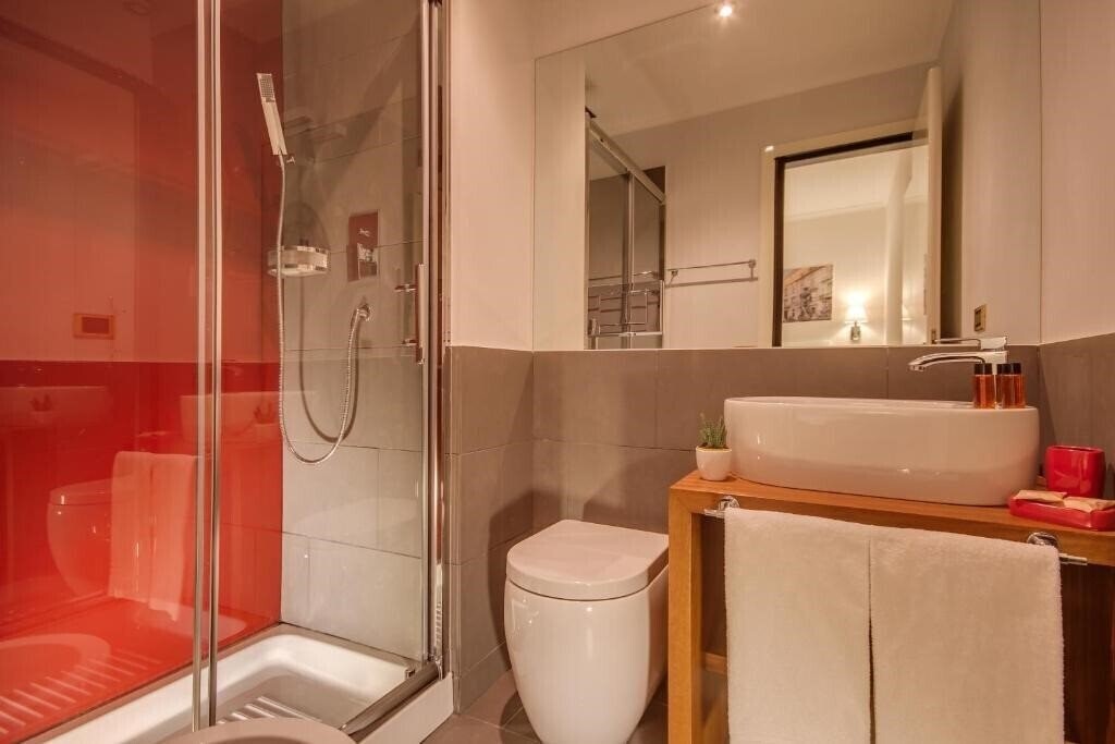Картинка Tritone Top House 4*
