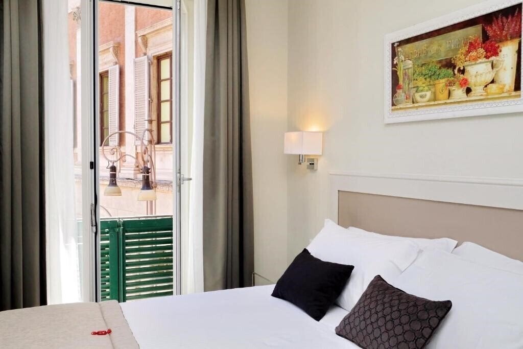 Фото Piazza Venezia Grand Suite 4*
