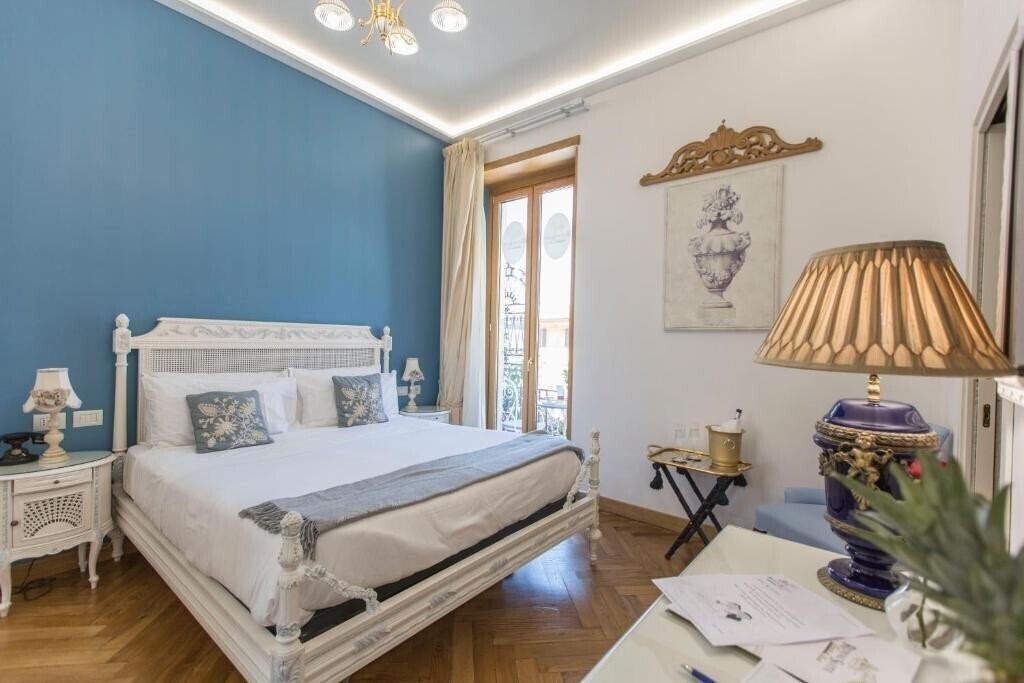 Фотография Royal Suite Trinita dei Monti 4*