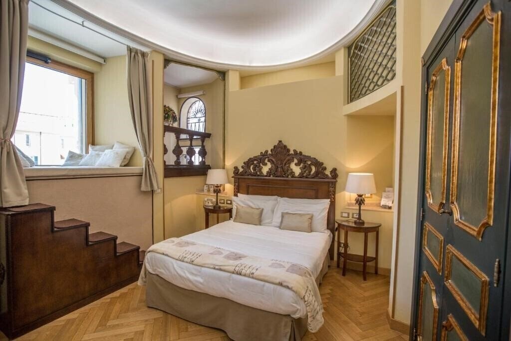 Изображение Royal Suite Trinita dei Monti 4*