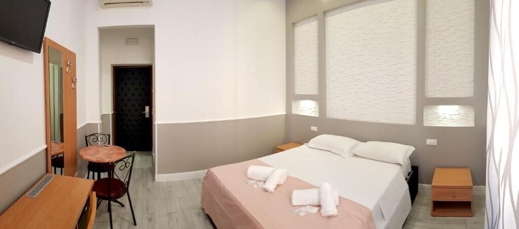 Картинка Legends Hostel 3*