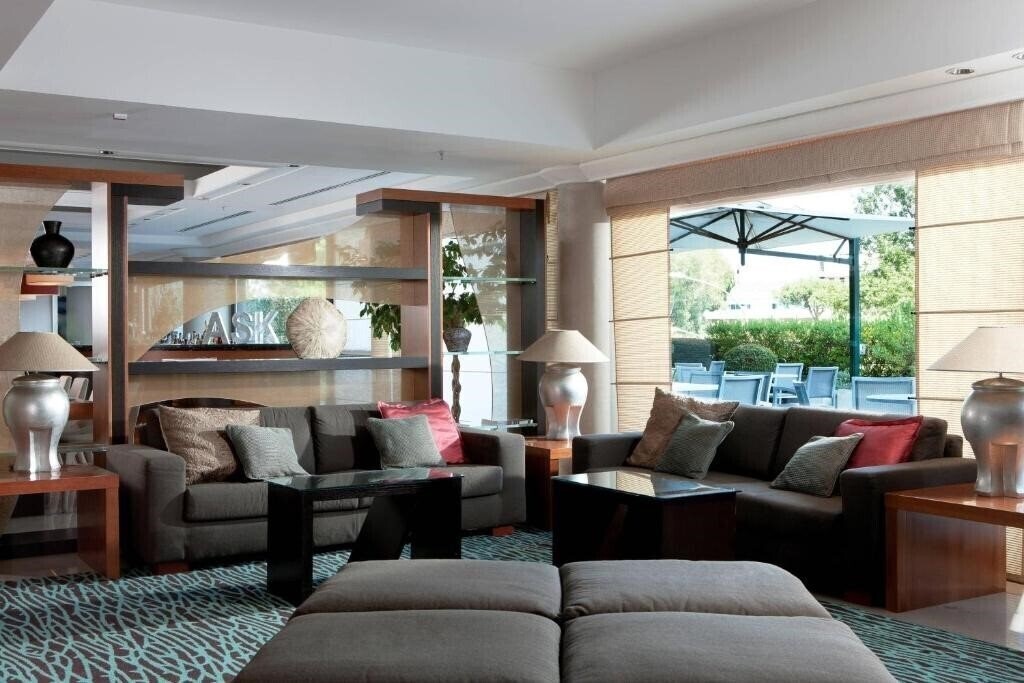 Фото Courtyard by Marriott Rome Central Park 4*