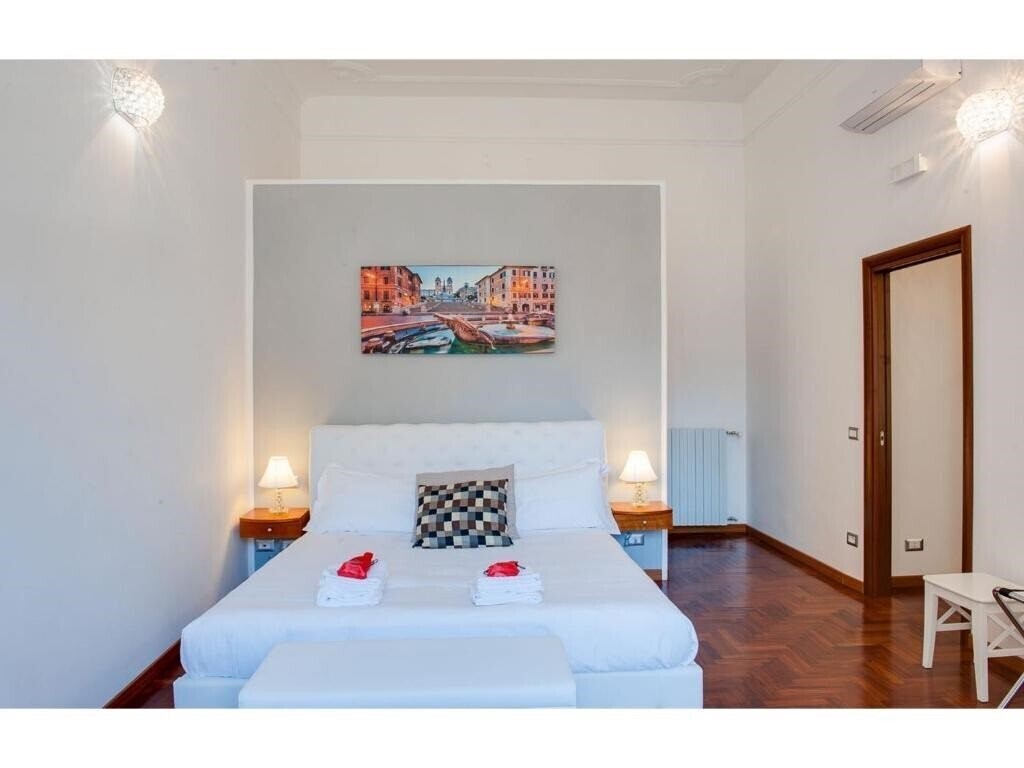 Фото Lh Royal Suites 3*