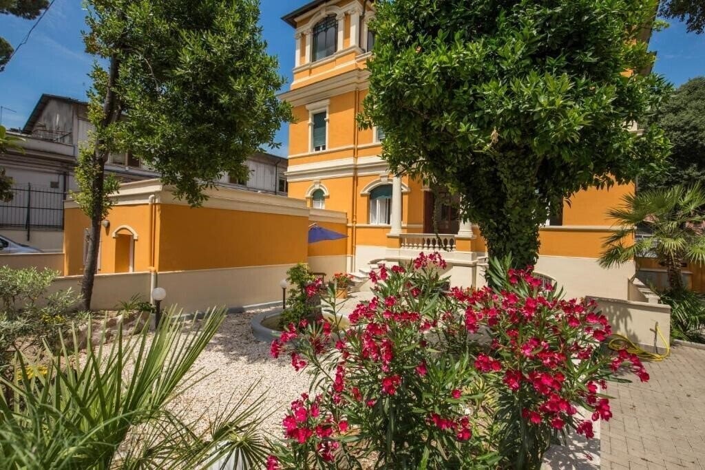 Отель Relais La Torretta 3*