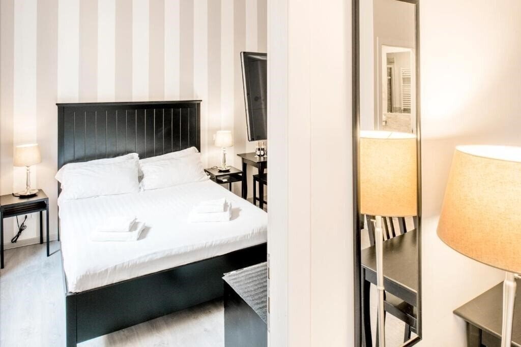 Готель Piazza Cavour Suite 3*