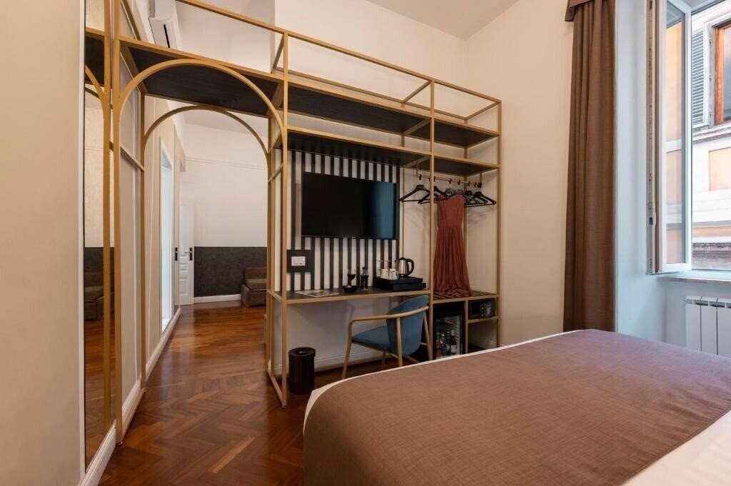 Отель Vittoriano Suite 3*