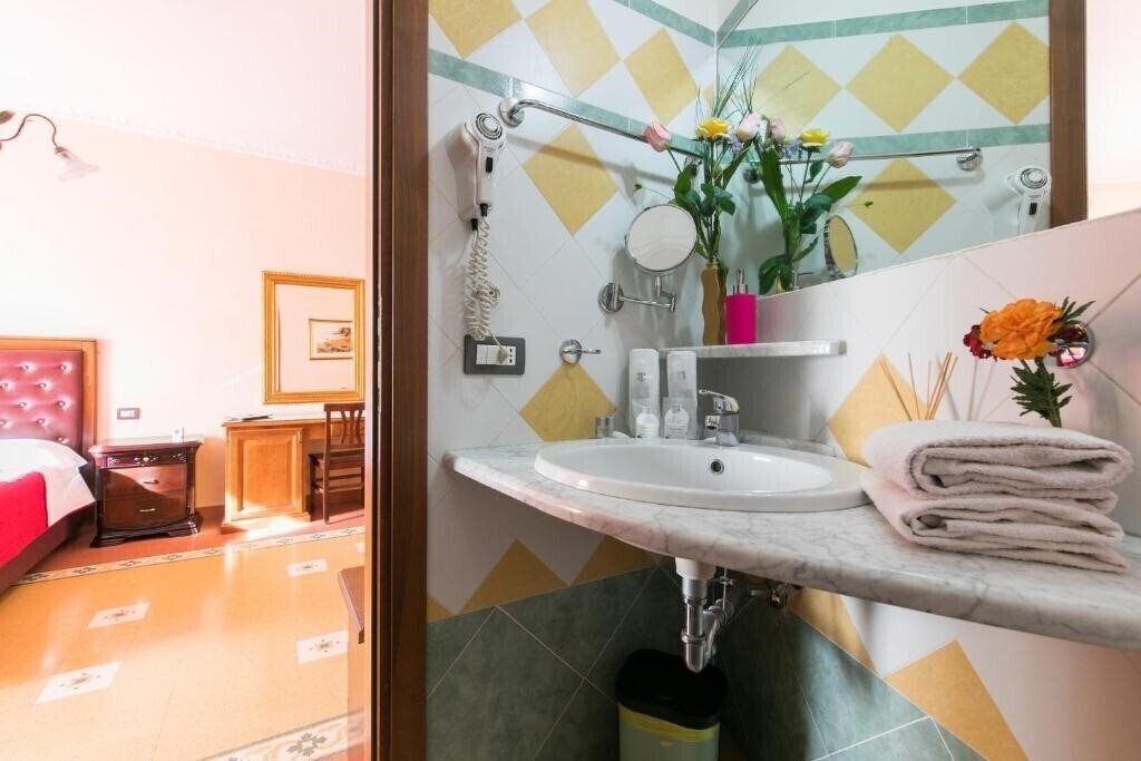 Фотография Anthony Guesthouse 4*