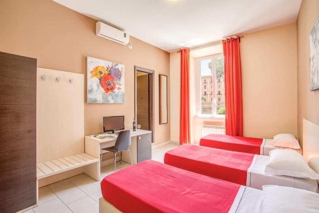 Фото Hotel Mosaic Central Rome 1*