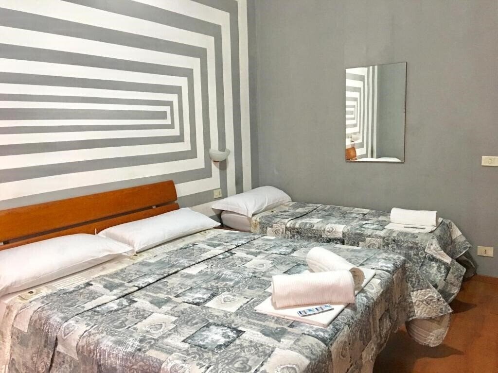 Отель Hi Termini 3*