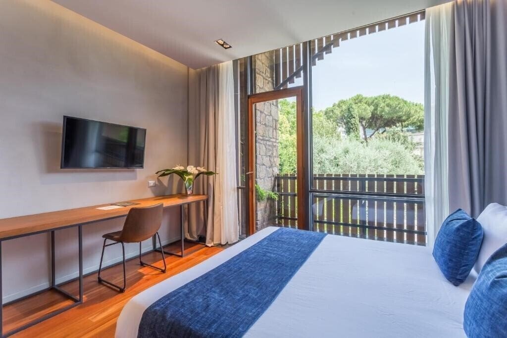 Фото Fauno Urban Resort 3*