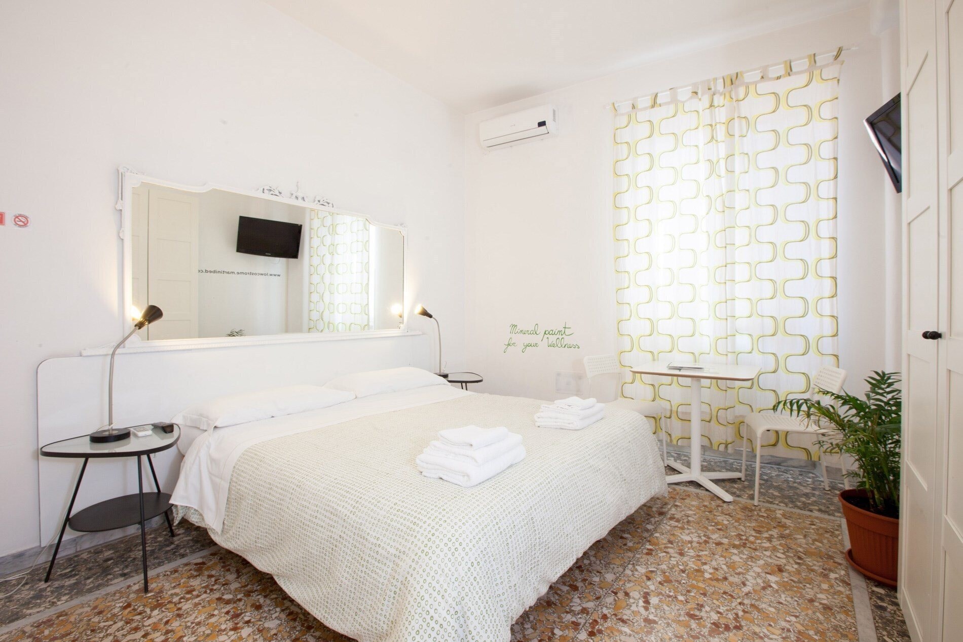 Фото Martini Bed 3*