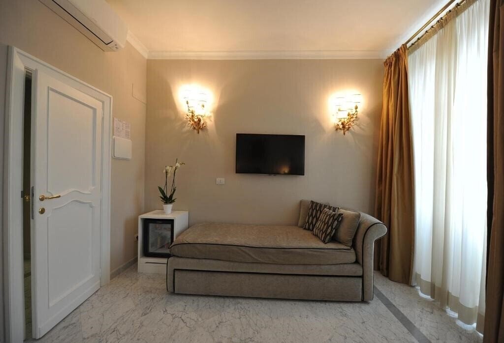 Картинка Angel Spagna Suite 3*