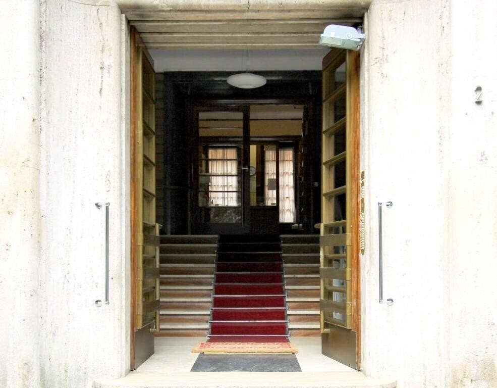 Фотография Athena Guest House 3*