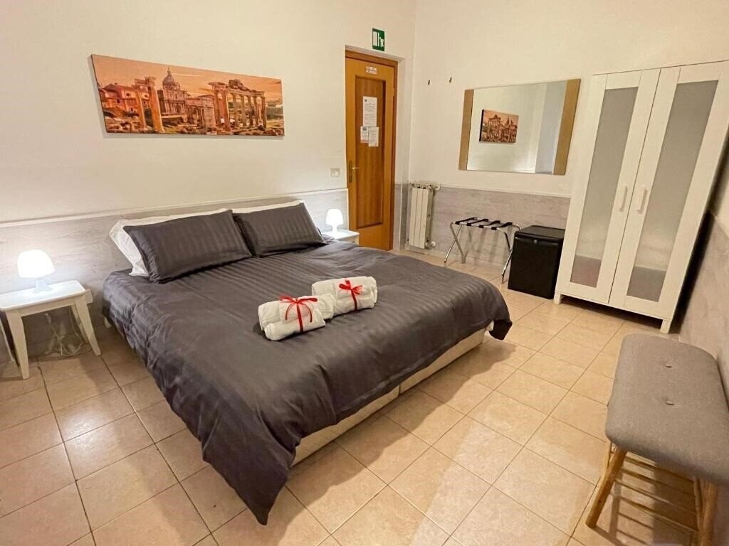 Отель Roman Holidays Rooms Otranto 3*