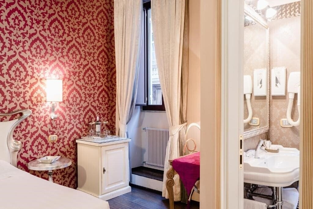 Картинка Locanda del Sole 3*
