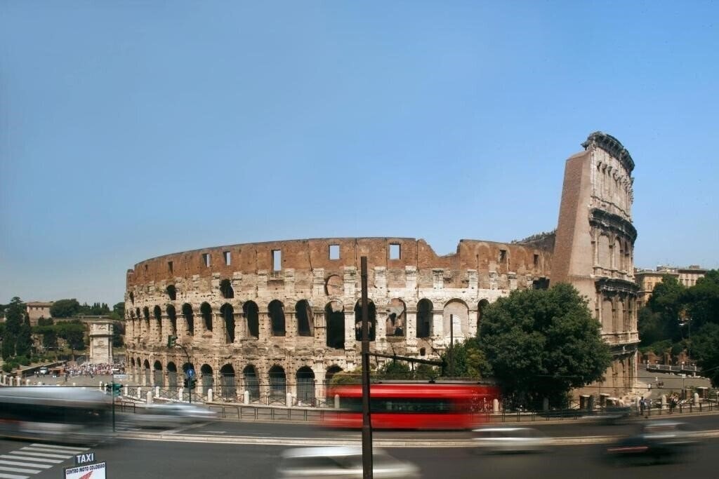Картинка No 9 Colosseo Roma 2*