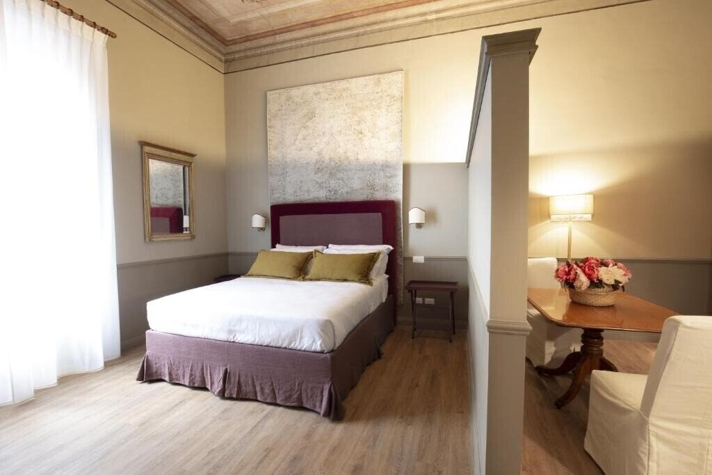 Отель Hotel Donna Francesca 3*