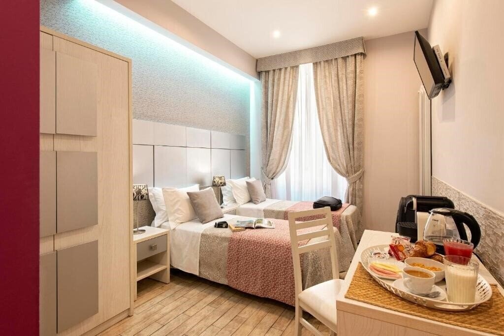 Отель Five Rooms Rome 3*